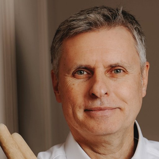 Porträt von Dr. Thorsten Fox